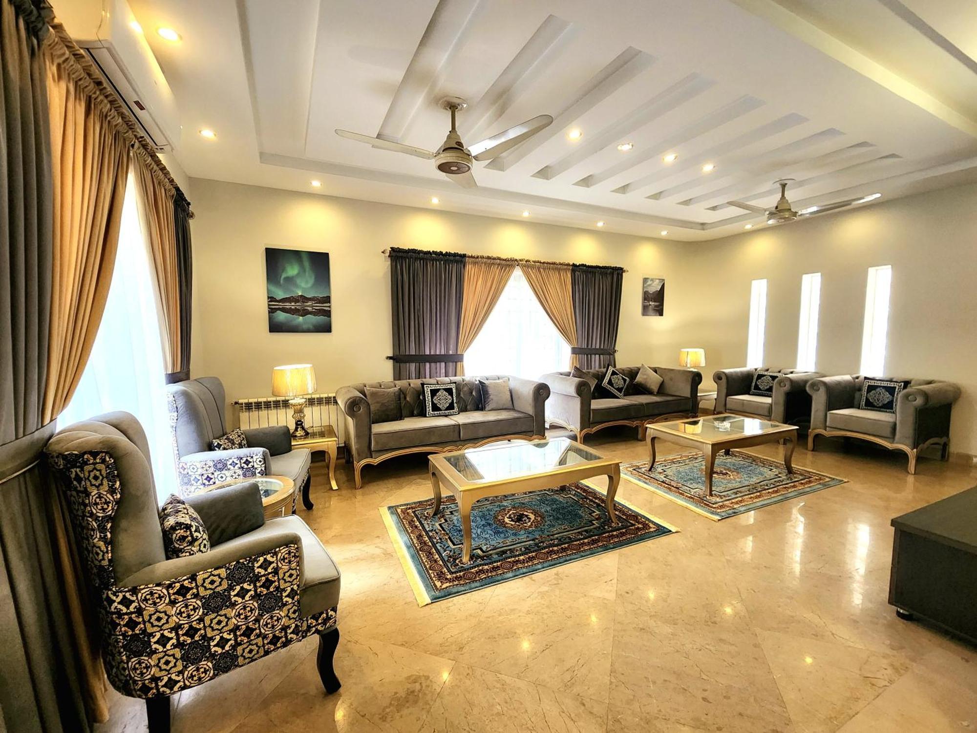 The Millenial Apartments & Suites Bahria Town Rávalpindí Pokoj fotografie